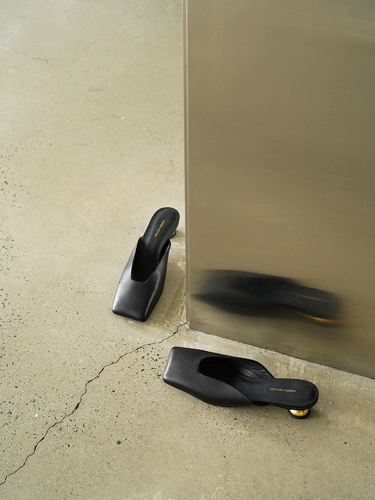 Giana Mules Black