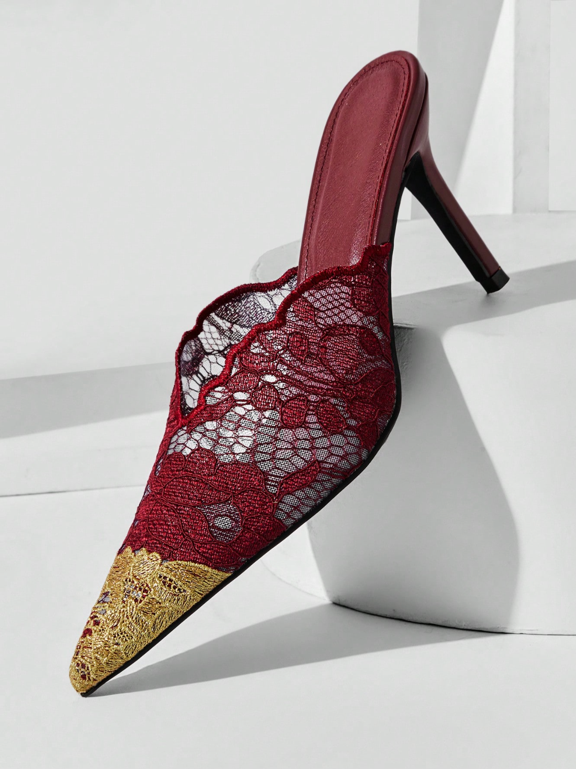 Milano Lace Pumps Burgundy